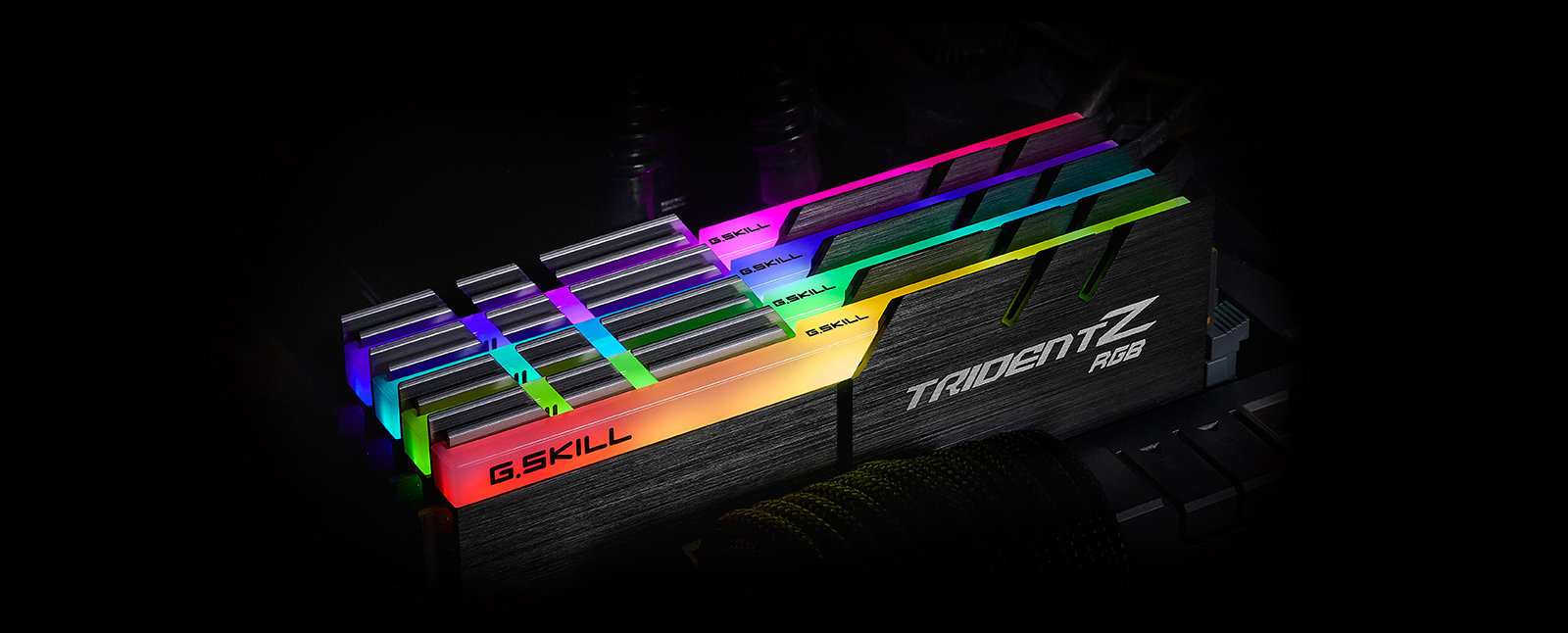 bộ nhớ Trident Z RGB DDR4 DRAM